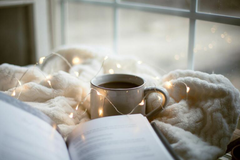 Hygge: piccolo manuale su come godersi l’autunno e l’inverno